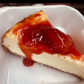 White Chocolate And Strawberry Cheesecake